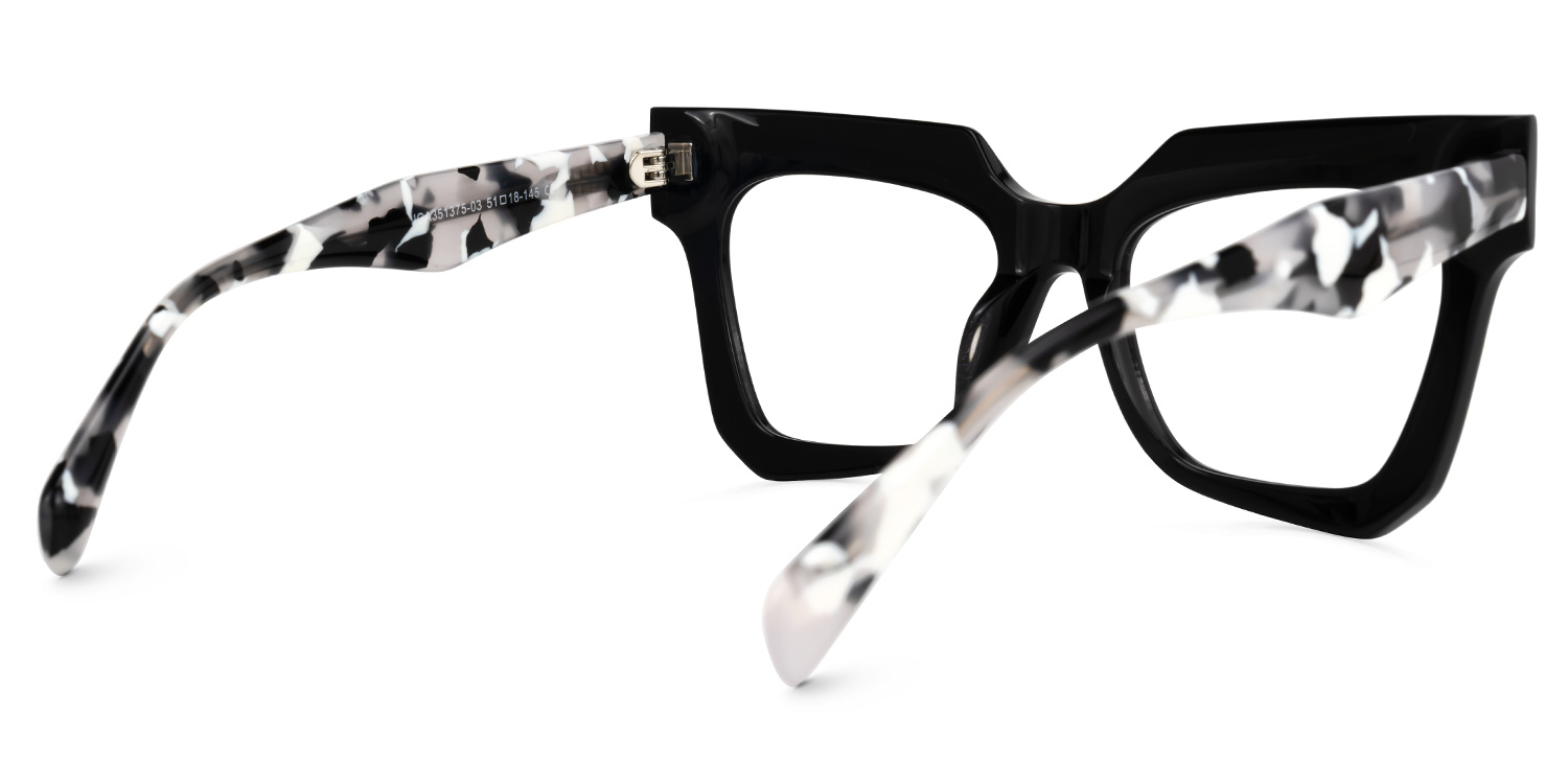 Salaam Square Black Glasses3