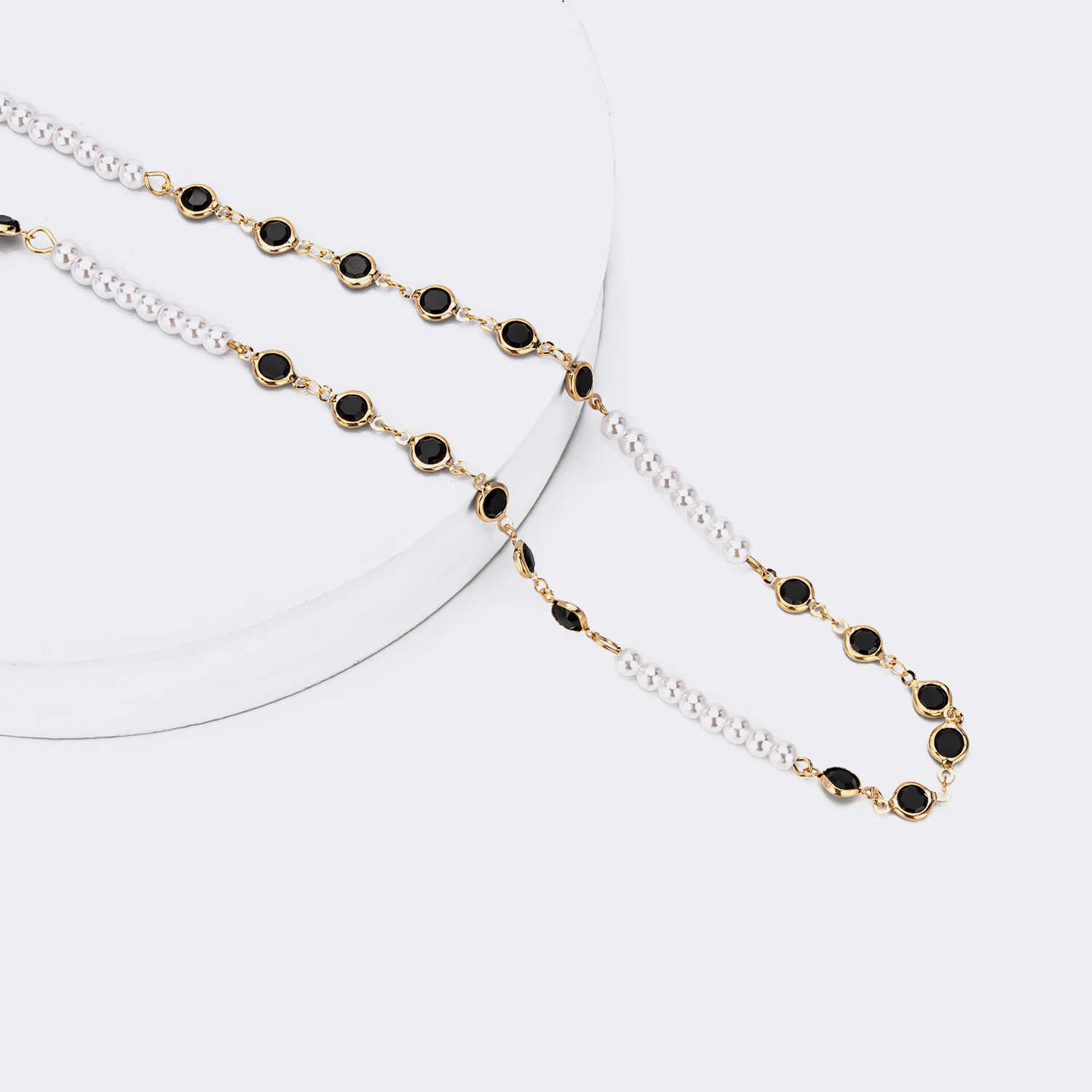 Stylish Black Diamond Pearl Eyeglasses Chains