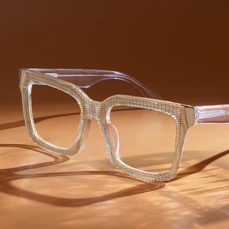 Square Shernia Sparkling Glasses with Champagne Frames4