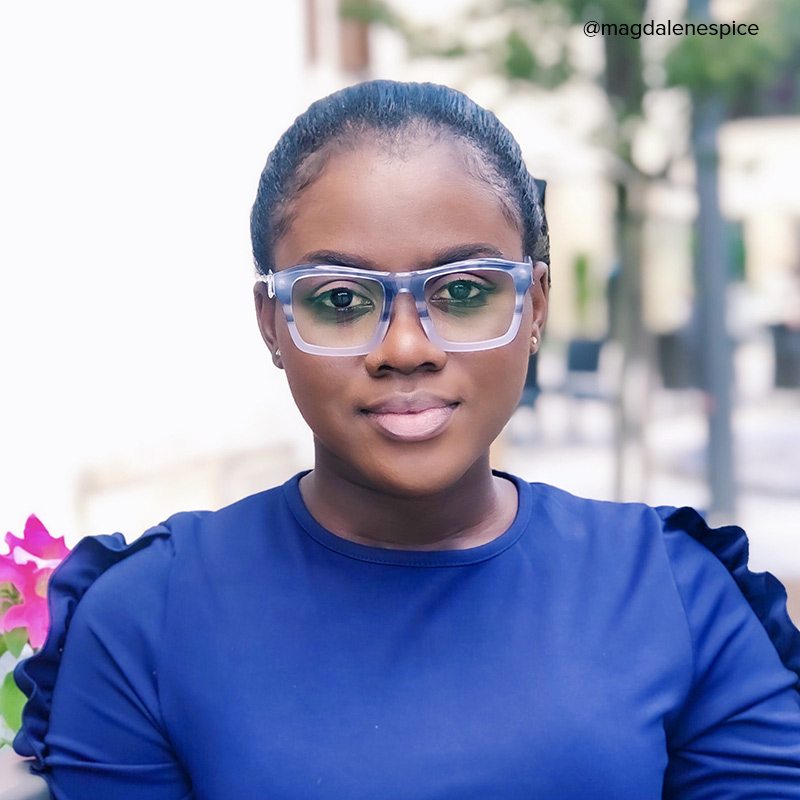 Riley Rectangle Light Blue Glasses | Zeelool Optical4